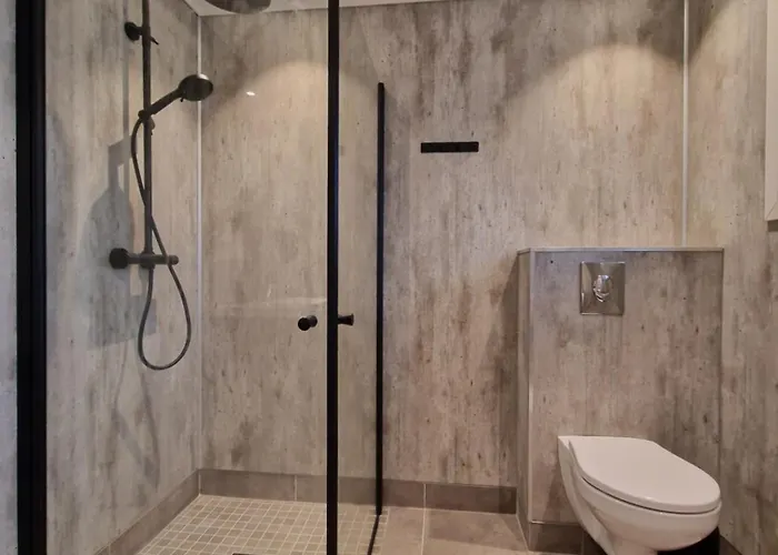 4 Bedroom - Perfect For Companies - Everything Included! * Porsgrunn